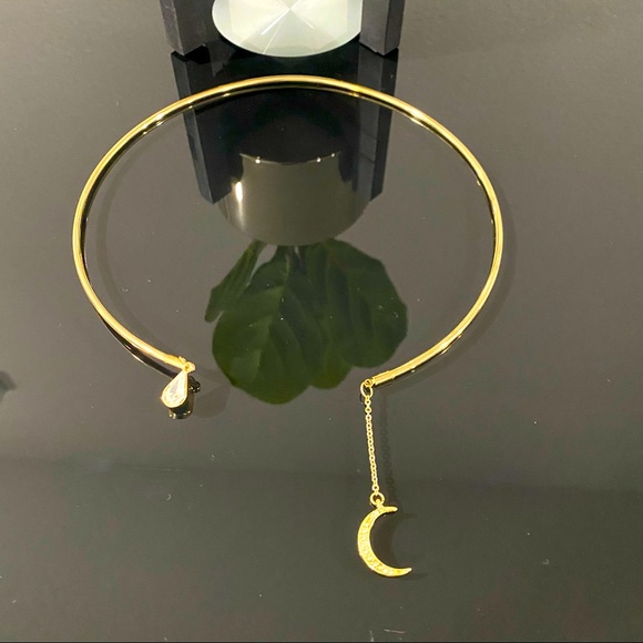 One Tribe  Moon 🌙  Star 💫 Gold Choker. One Size - Picture 4 of 7